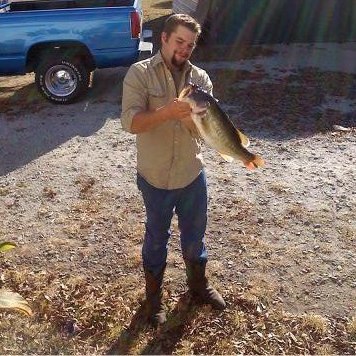 9 pound 6 ounce largemouth I caught in a farm pond in georgia...