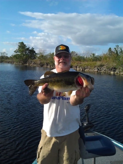 A nice Florida bass caught in the Glades with Guide Billybob Crosno RIP 4lbr  Thanks billy Bob  for the memories